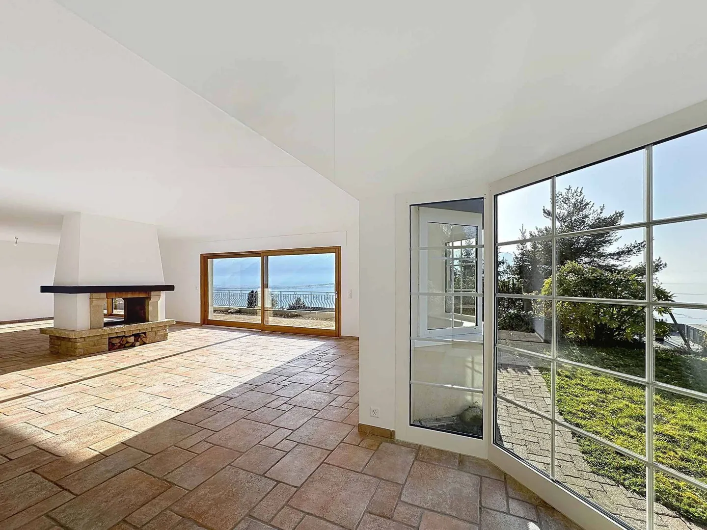 Villa Incantevole con Vista Lago - Foto 6 di 13