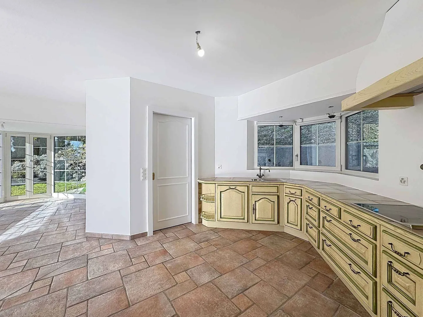 Villa Incantevole con Vista Lago - Foto 7 di 13