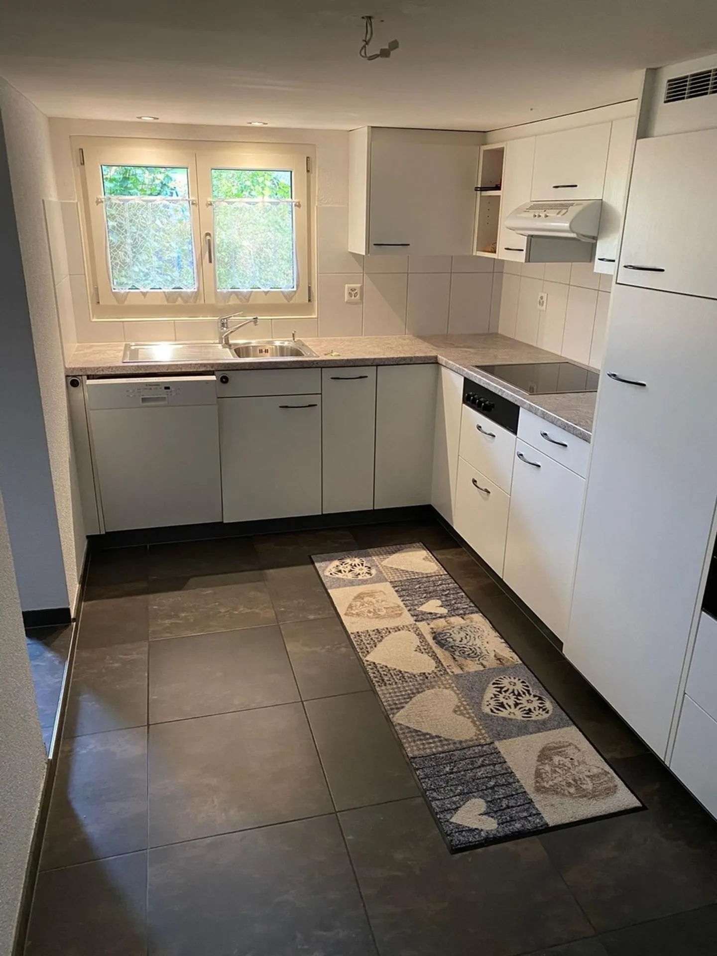 Gemütliche 6-Zimmer Einfamilienhaus an ruhiger Lage in Glarus - Photo 5 sur 13