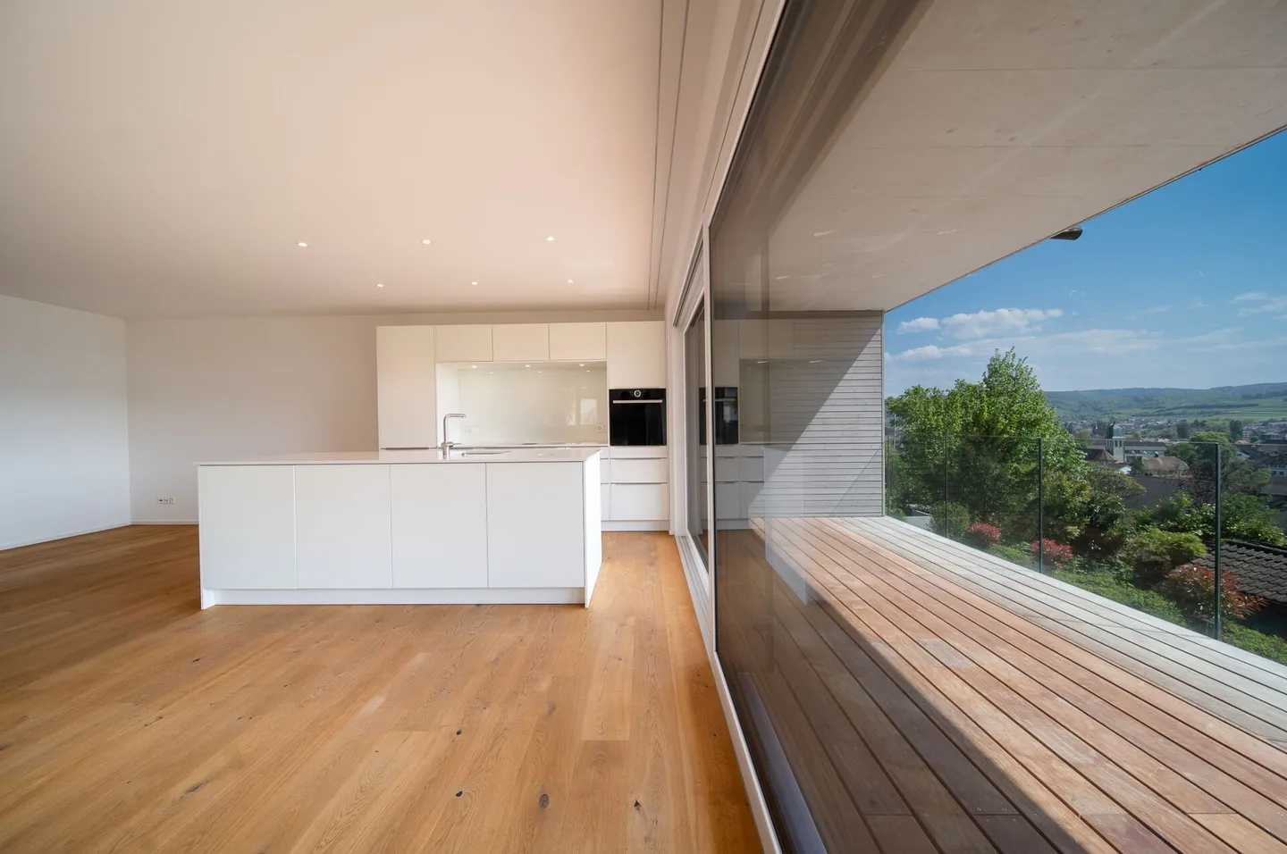 Appartamento 2.5 stanze come nuovo con vista panoramica - Foto 9 di 20