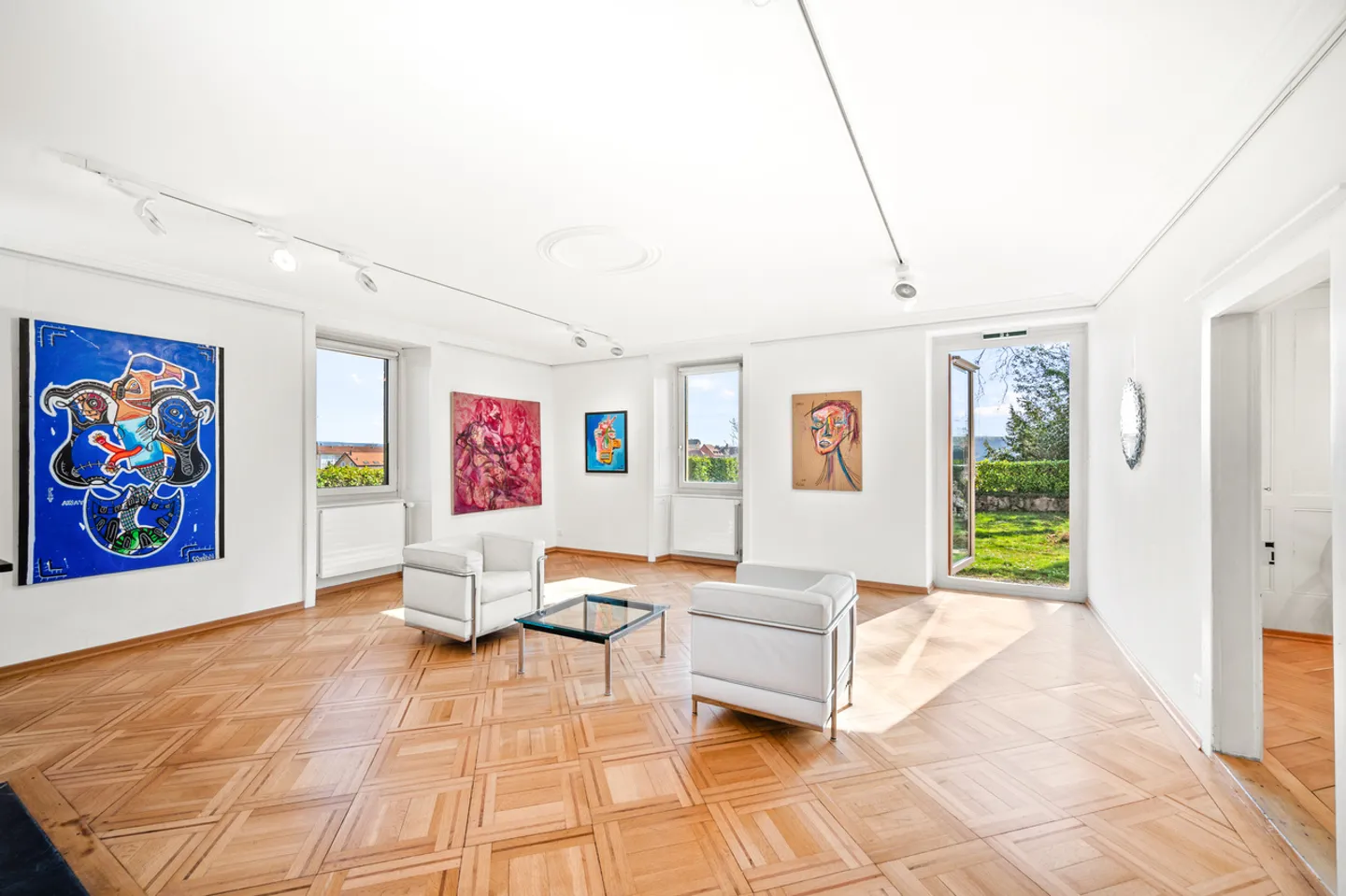 Magnifique villa à Orbe sur un terrain d'un hectare - Photo 3 sur 17