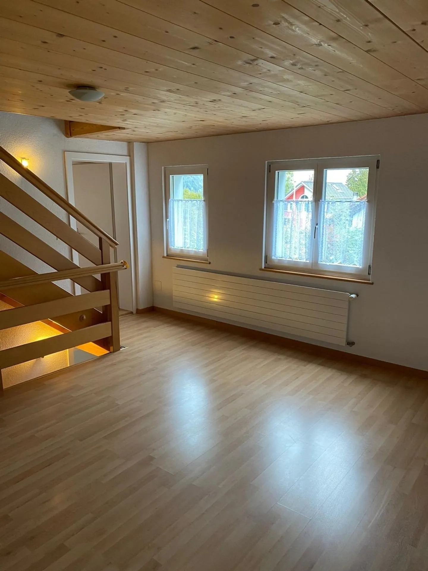Gemütliche 6-Zimmer Einfamilienhaus an ruhiger Lage in Glarus - Photo 8 sur 13