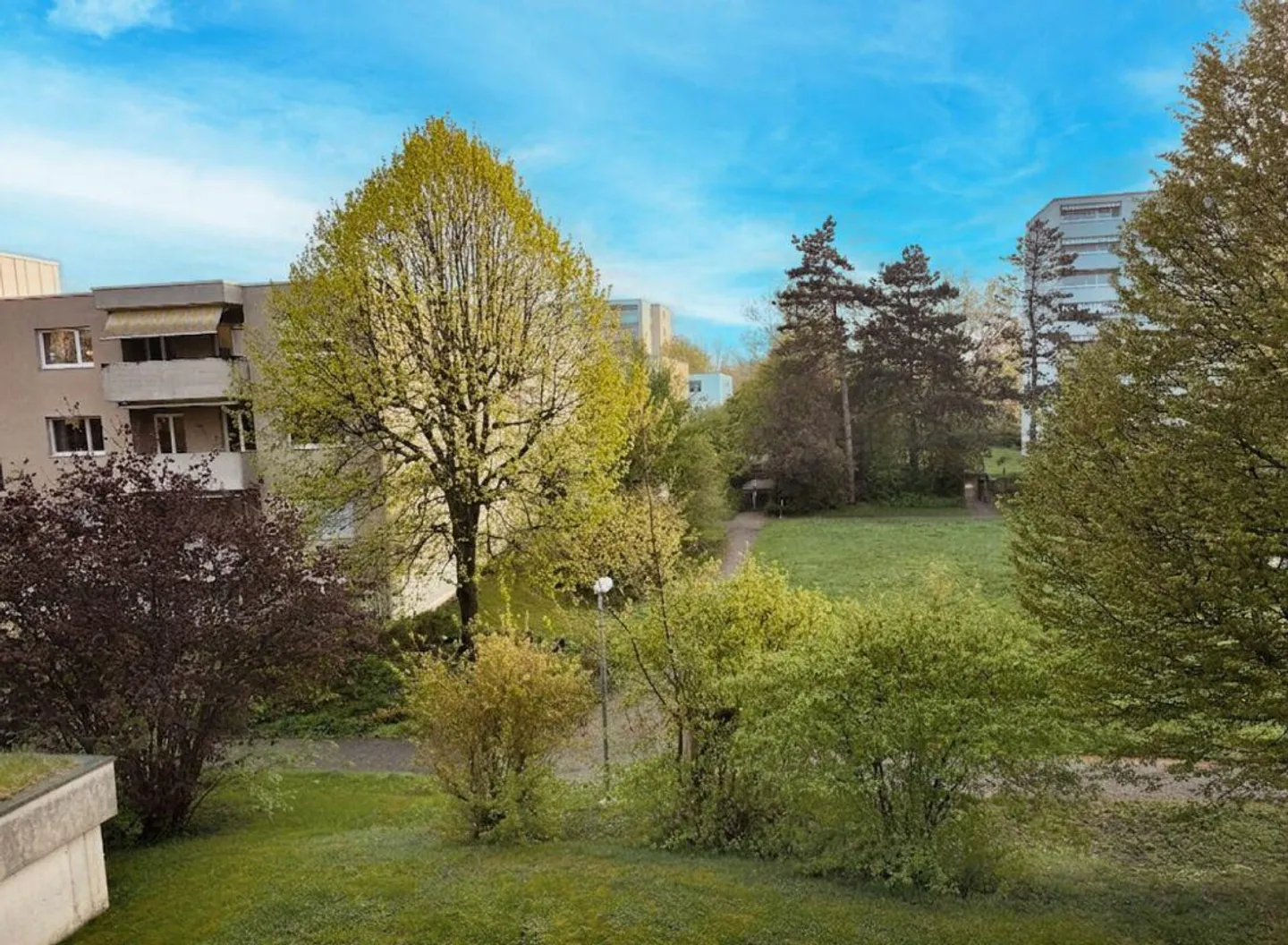 Appartement 4 pièces ensoleillé avec balcon et vue sur la verdure - Photo 15 sur 20