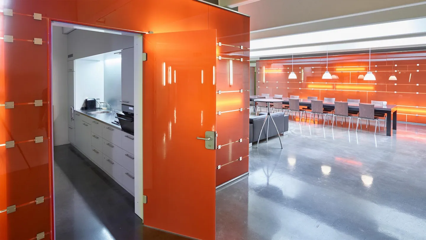 Spazio ufficio di 240m2 - completamente sviluppato e climatizzato - Foto 8 di 9