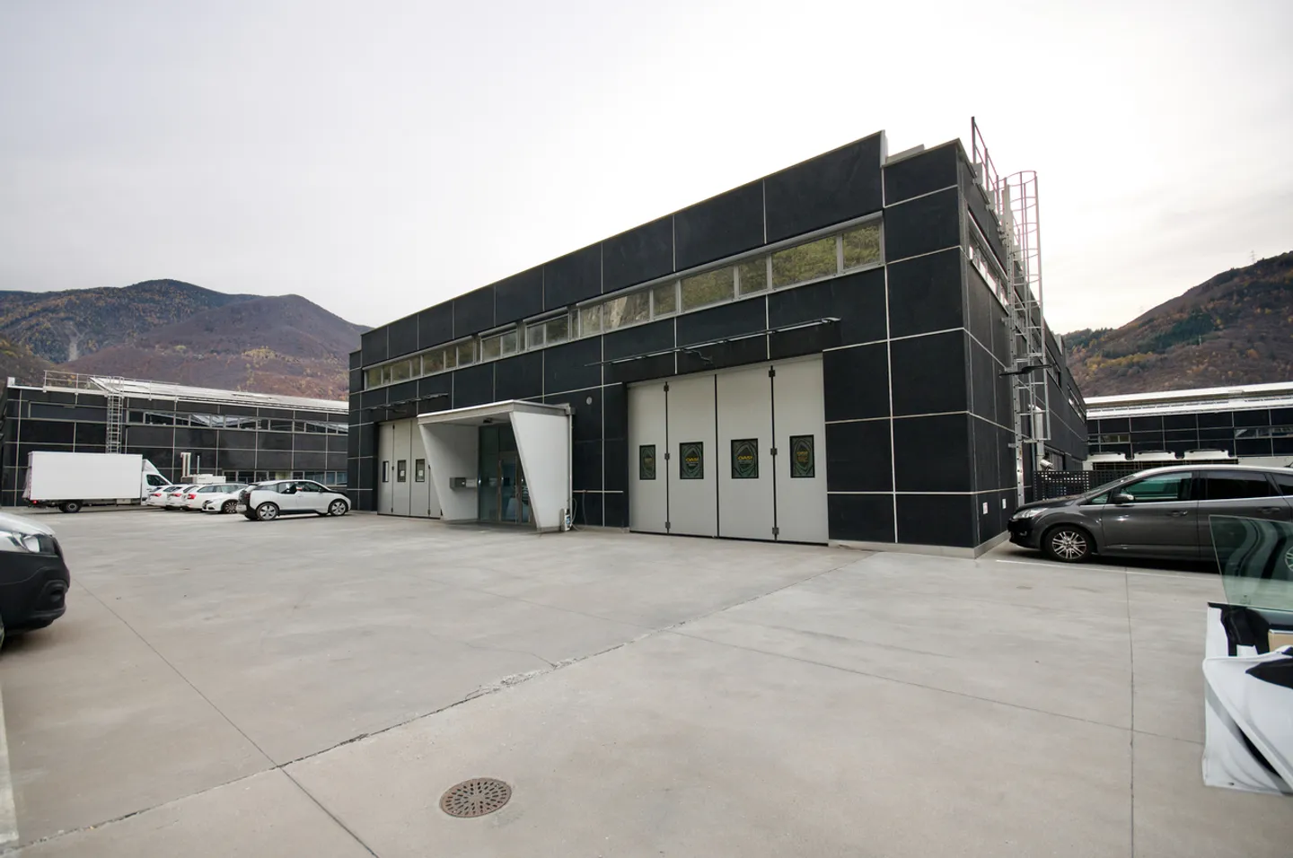 Commercial Space in Castione - Photo 10 of 11