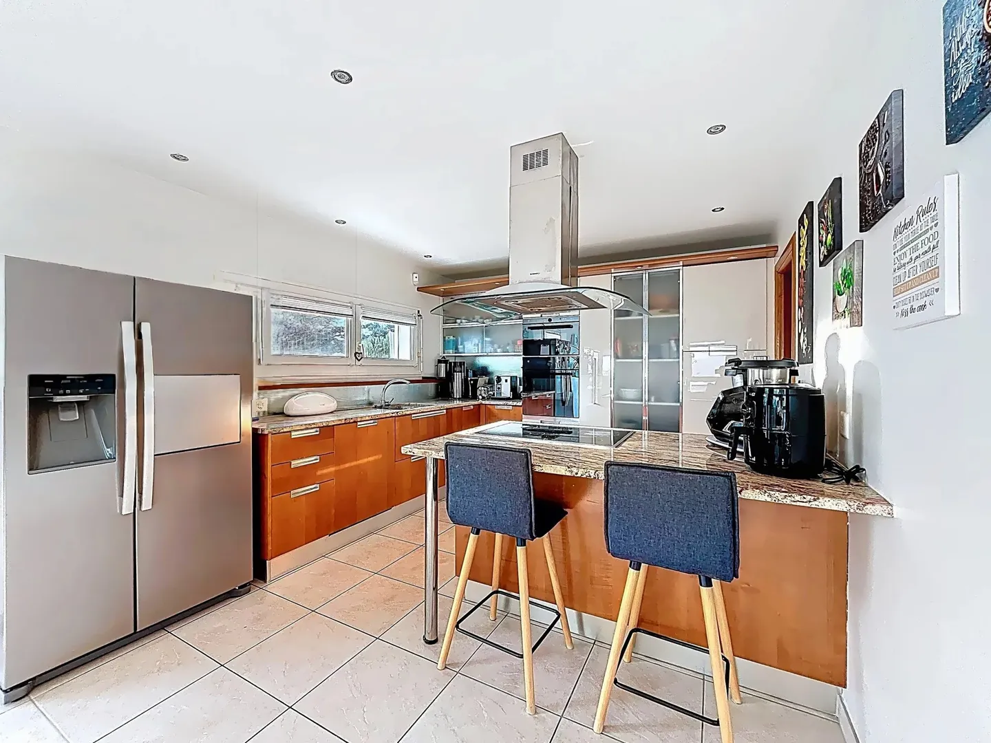 Villa Élégante avec Vue sur le Lac - Photo 5 sur 15