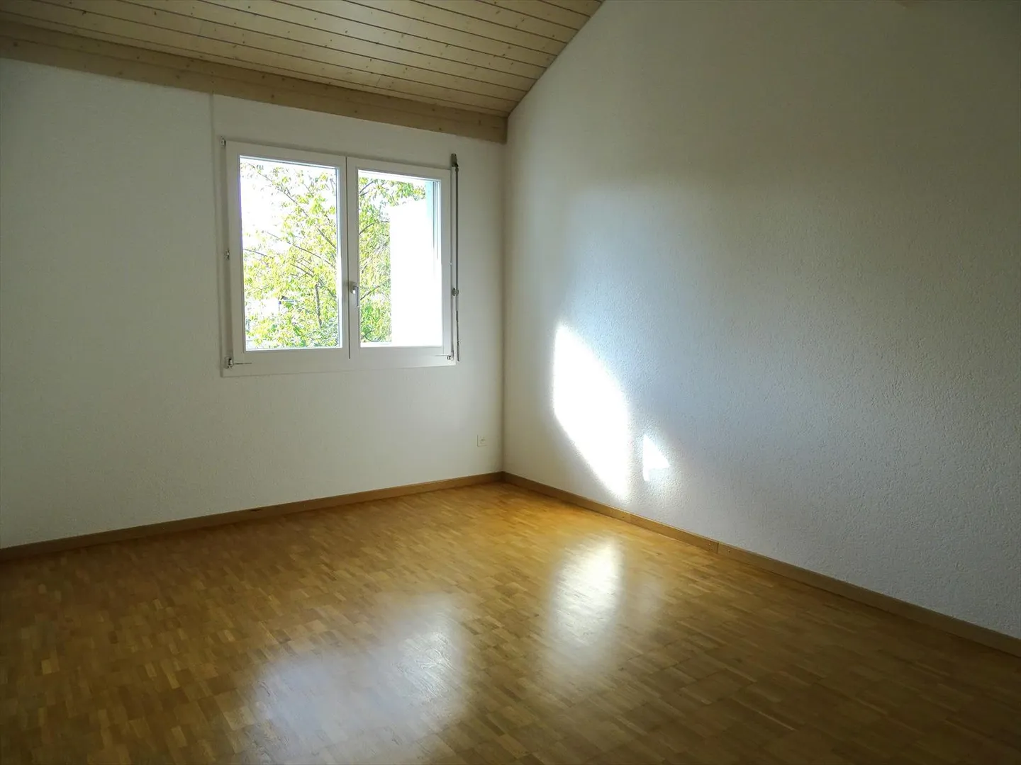 Quartier résidentiel calme ! - Photo 8 sur 9