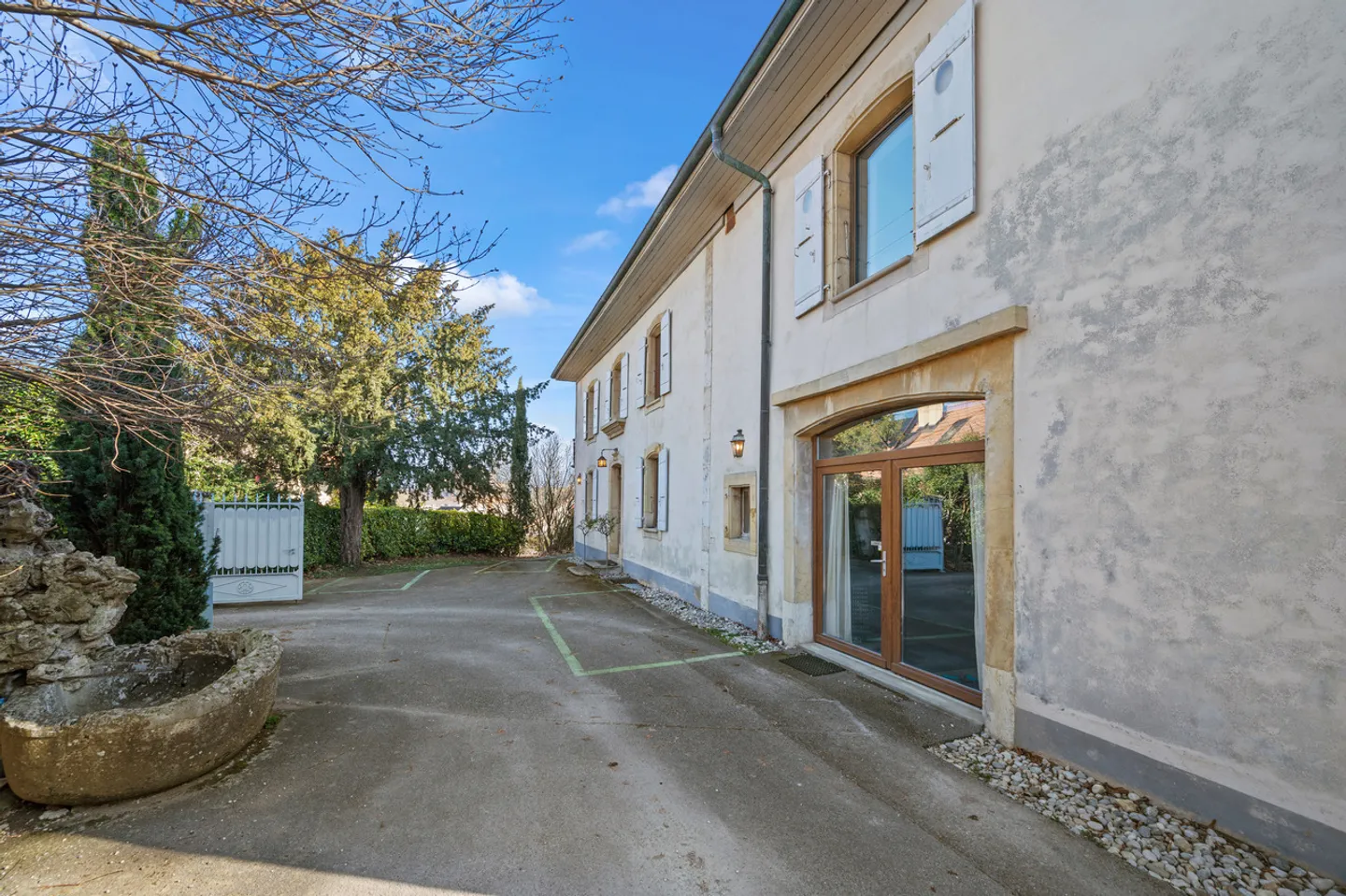 Magnifique villa à Orbe sur un terrain d'un hectare - Photo 15 sur 17