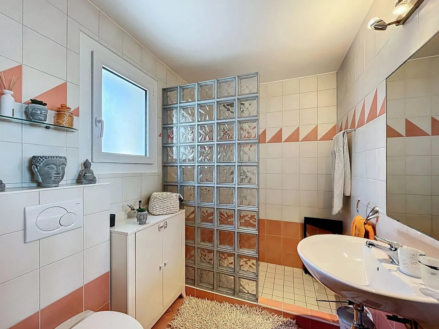 Villa Élégante avec Vue sur le Lac - Photo 15 sur 15