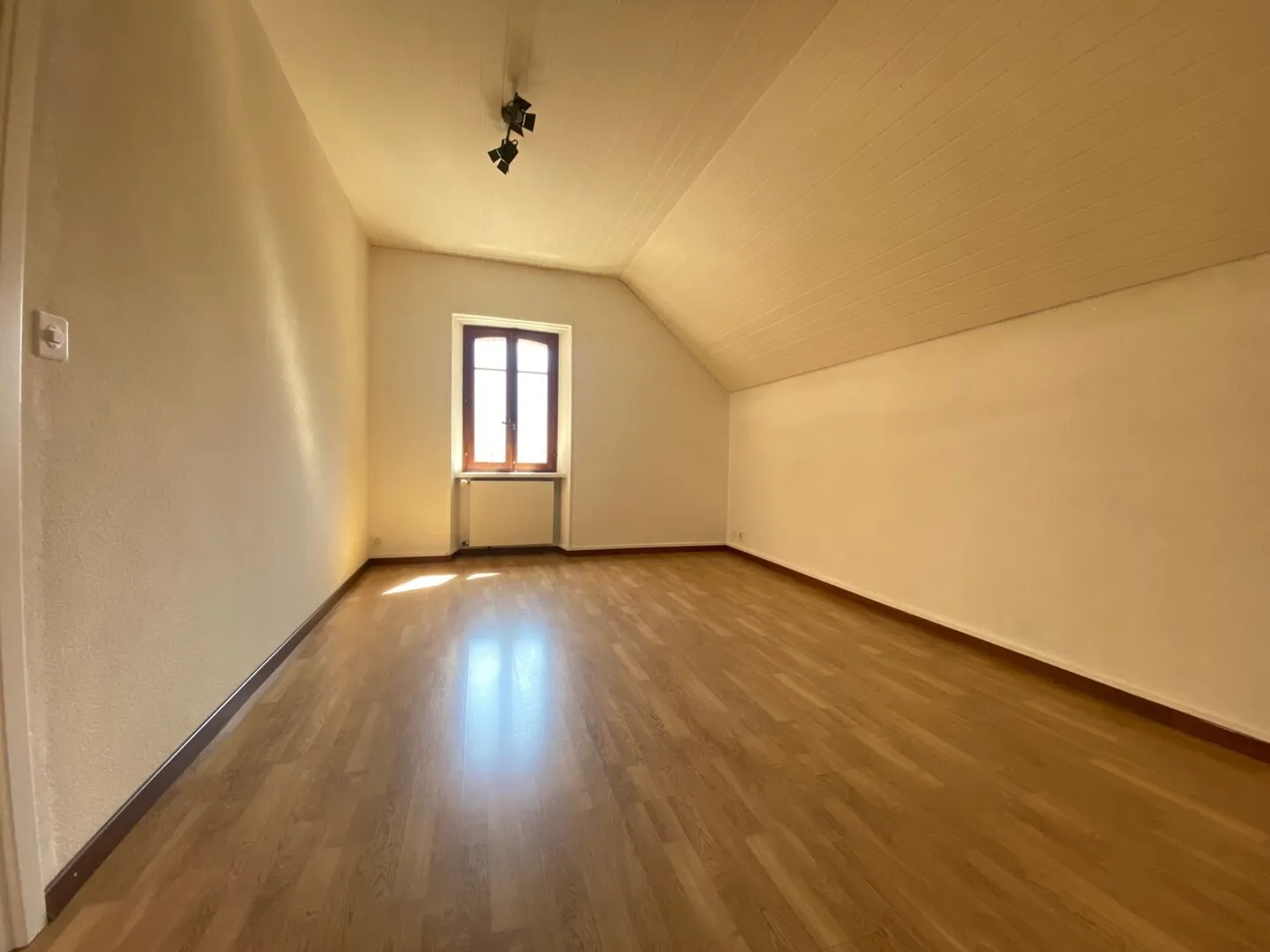 Appartement 2 pièces - Photo 2 sur 5