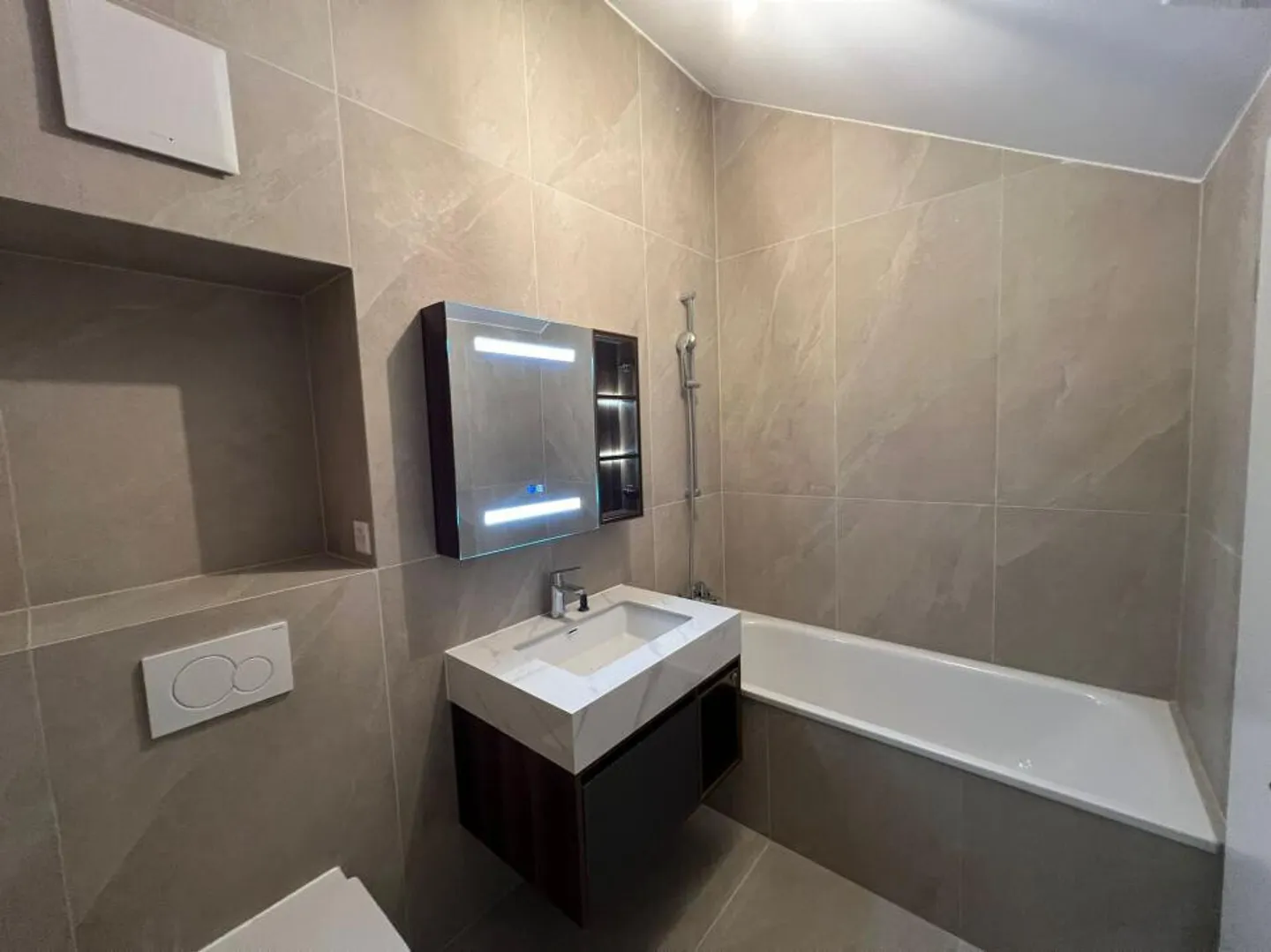 Appartement 4.5 pièces - Photo 4 sur 5