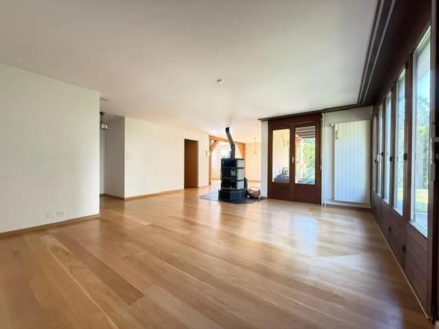 Detached 6.5-room single-family house in a quiet location - Photo 12 of 24