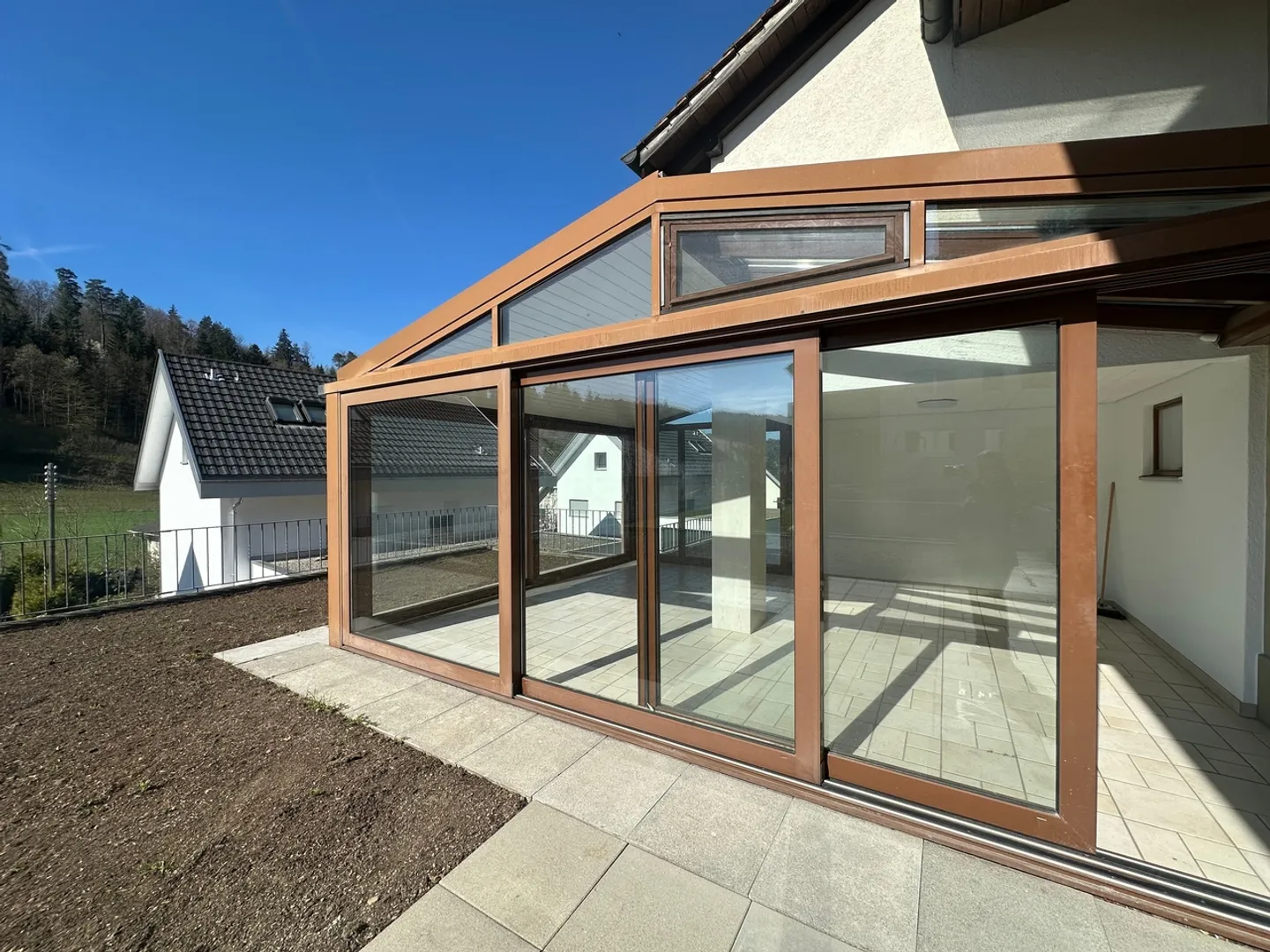 Charmante 3.5 Zimmer Wohnung mit grossem Wintergarten in Teufenthal AG - Foto 2 von 10