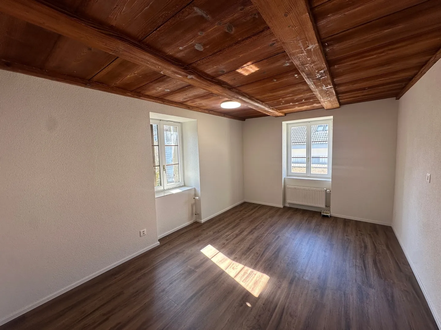 Charmante 3.5 Zimmer Wohnung mit grossem Wintergarten in Teufenthal AG - Foto 6 von 10