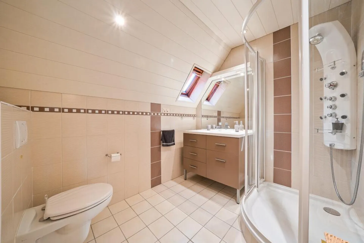 Doppelhaushälfte 5.5 Zimmer - Foto 7 von 9