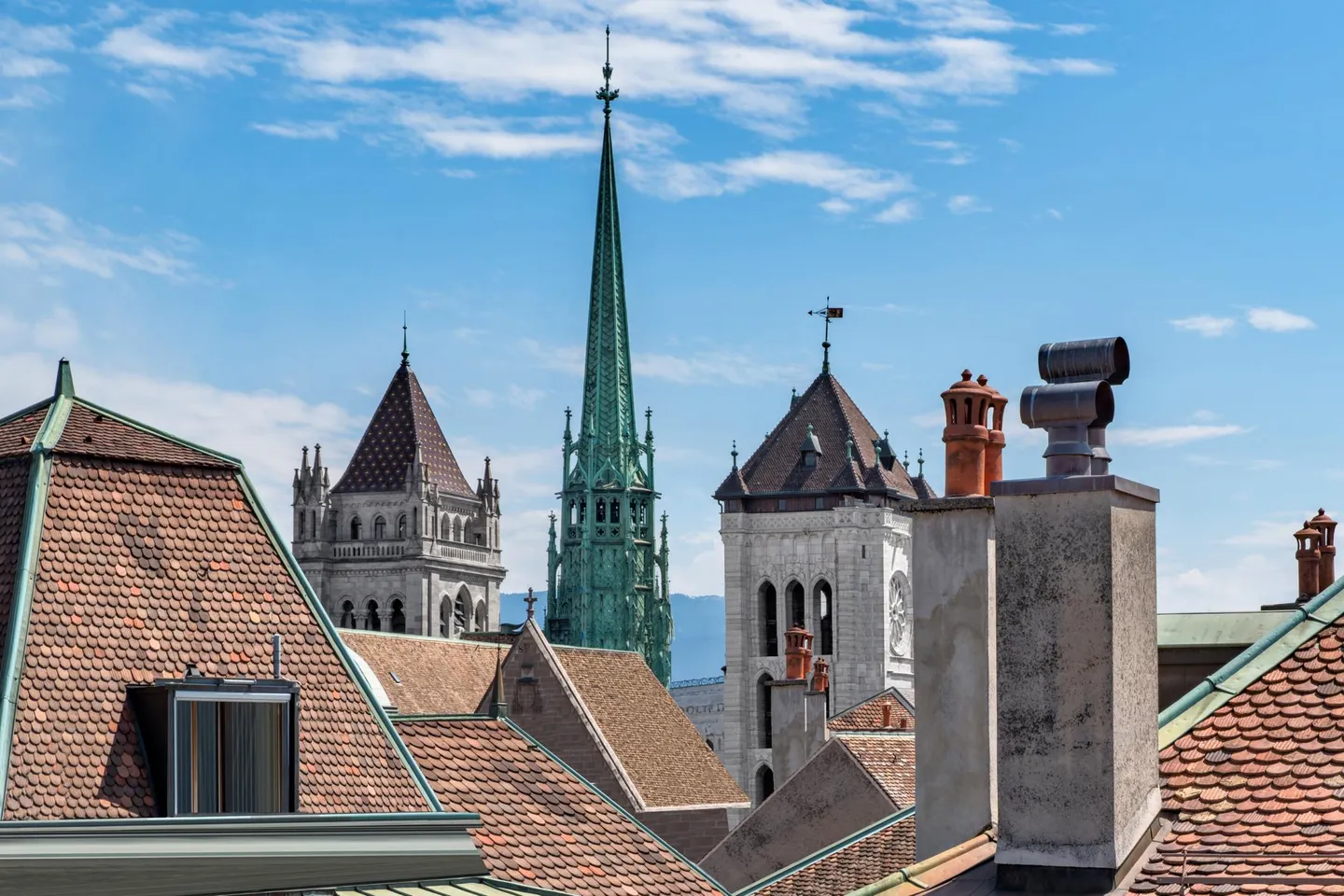 Exceptional 4.5-room duplex on Rue des Granges in Geneva - Photo 2 of 9
