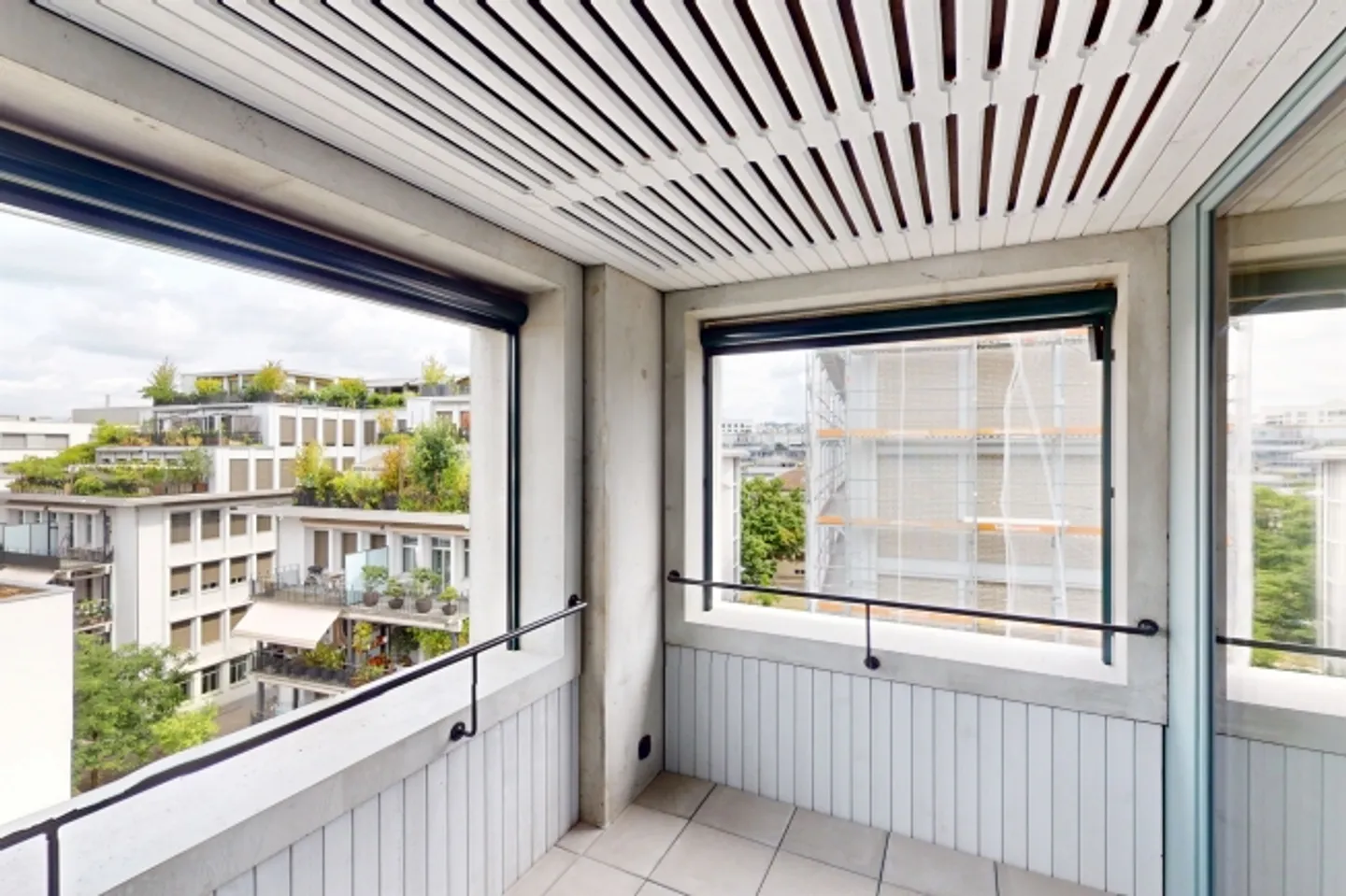 Looking for a modern and central apartment - Photo 3 of 8