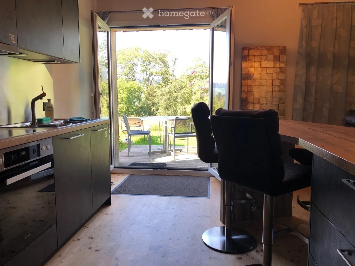 Charming 2-room apartment for rent - Photo 2 of 5