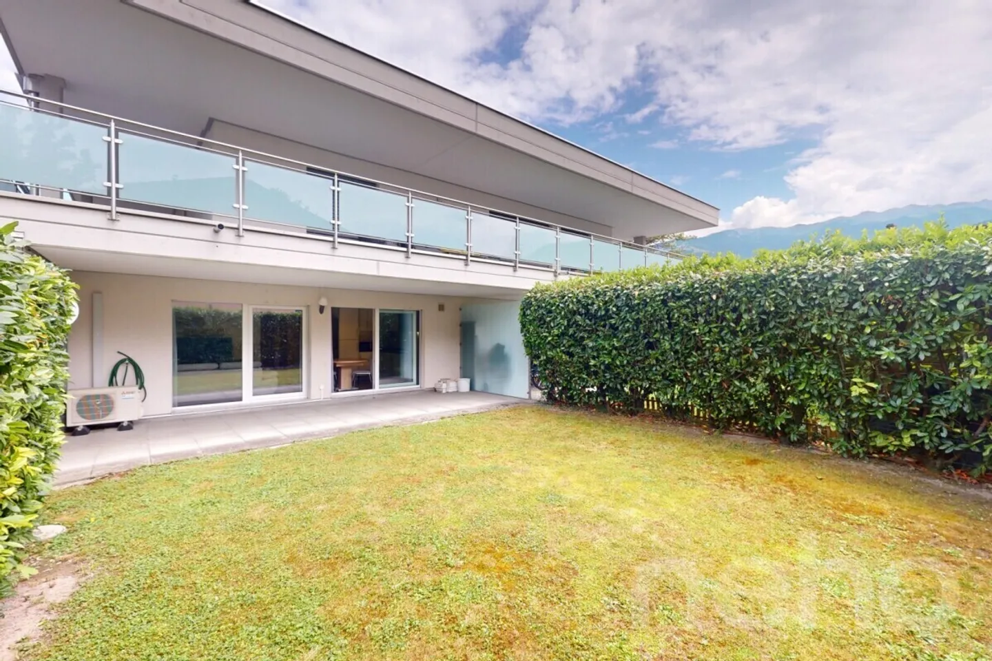 Exclusif : Bel appartement avec terrasse couverte et jardin - Foto 4 von 12