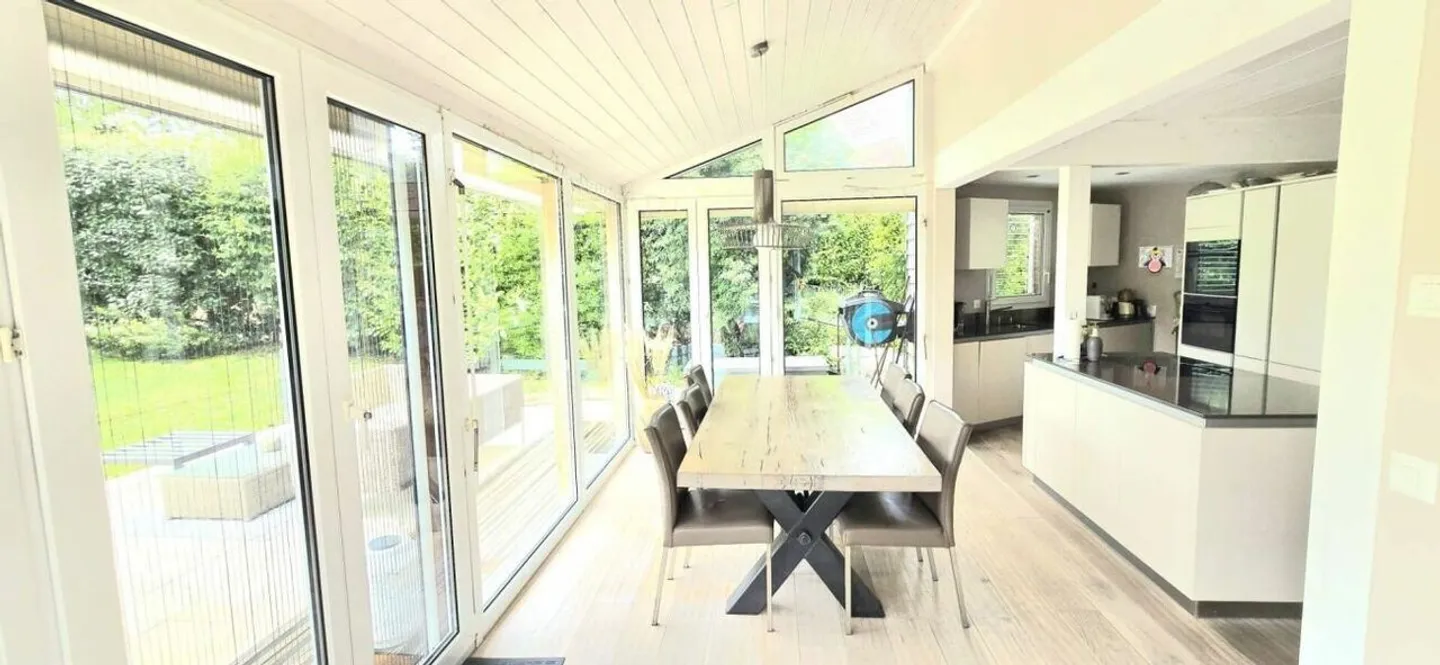 Semi-Detached Villa 4.5 Rooms in Vich - Photo 7 of 25