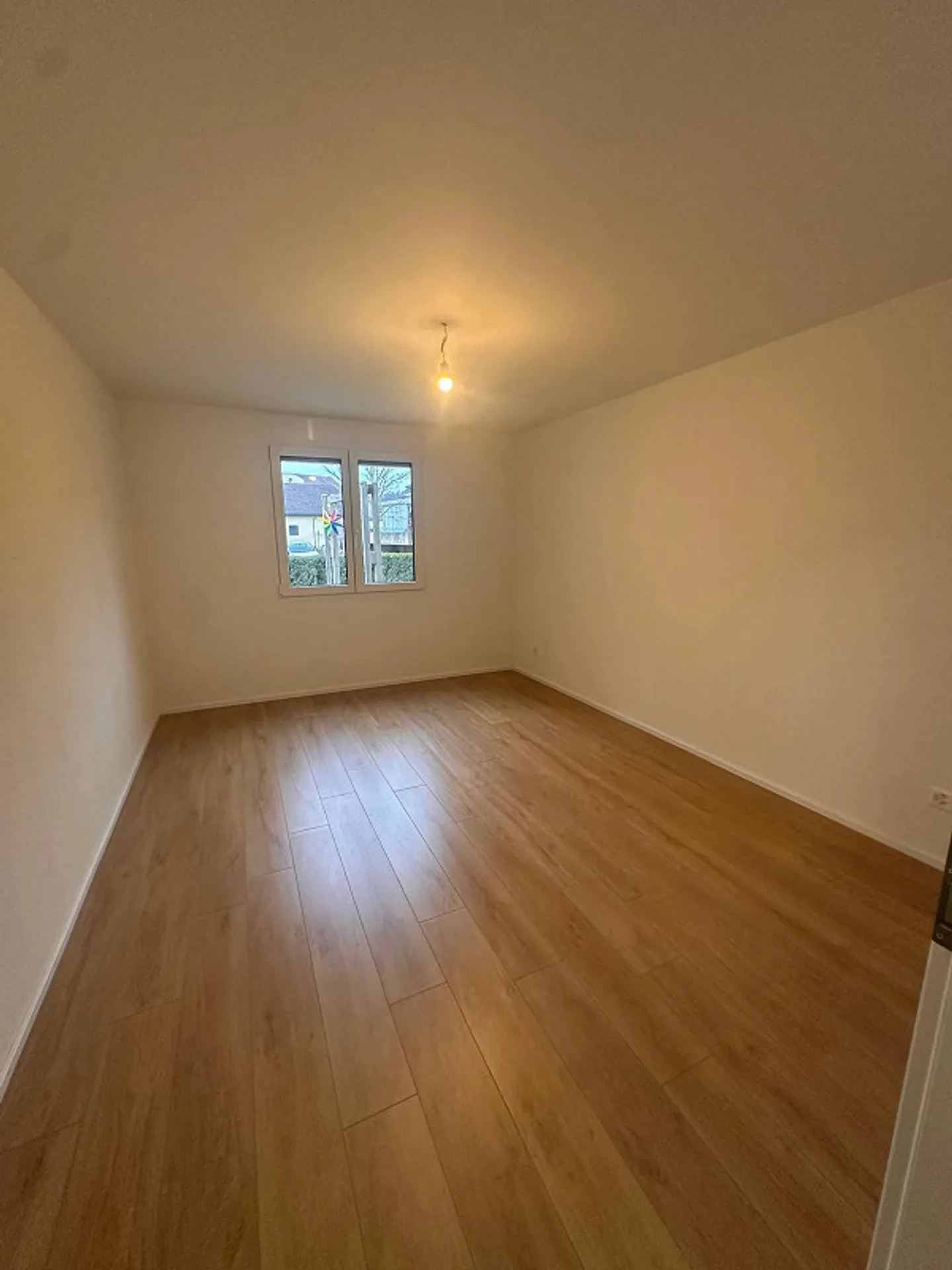 Maison spacieuse, fraîchement rénovée de 7,5 pièces avec jardin à Gettnau - Photo 8 sur 20