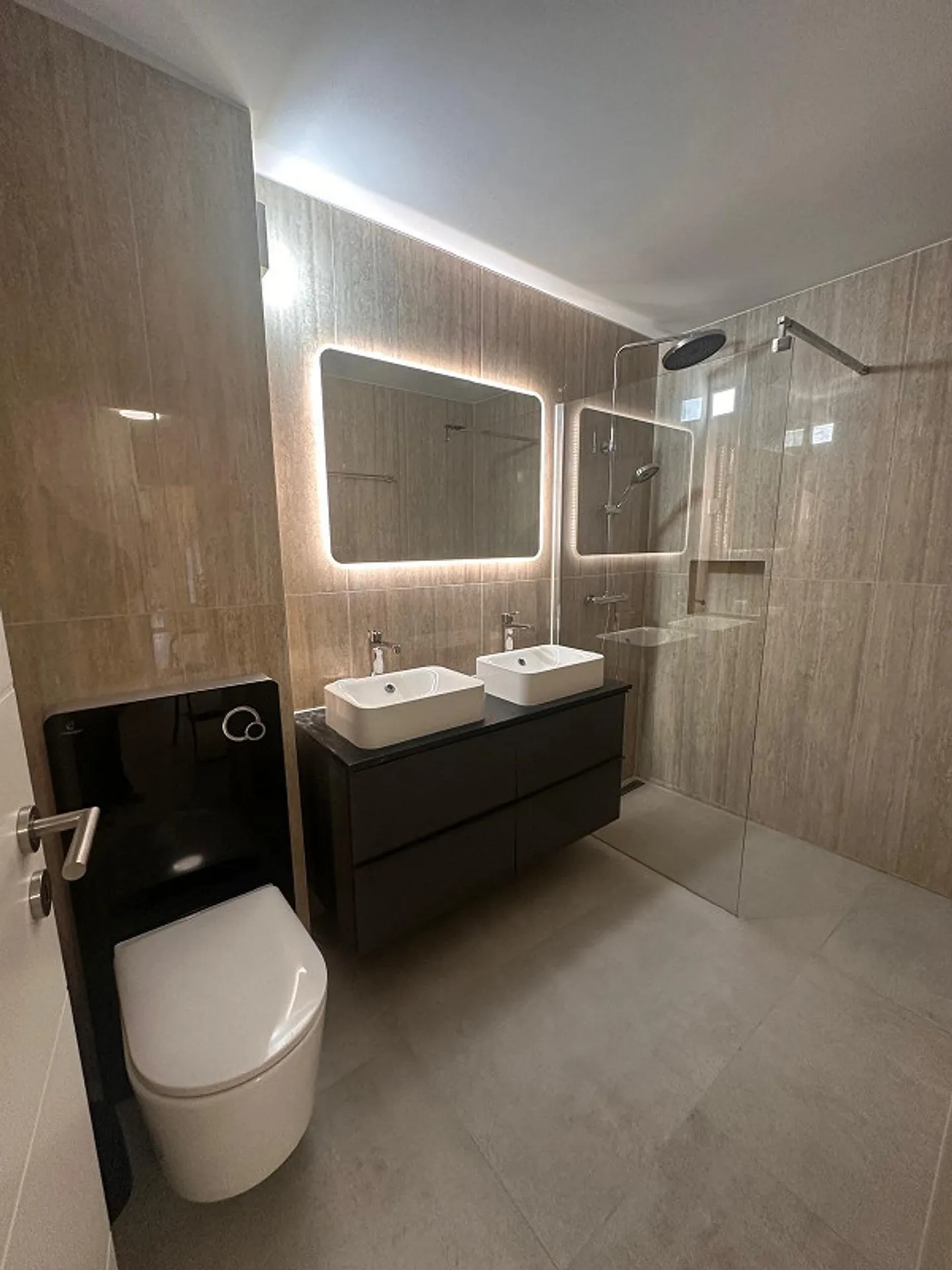 Maison spacieuse, fraîchement rénovée de 7,5 pièces avec jardin à Gettnau - Photo 7 sur 20
