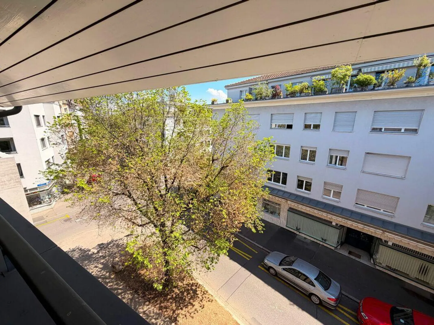 Multi-family house with 3 apartments in the central Bachletten district - Photo 8 of 17