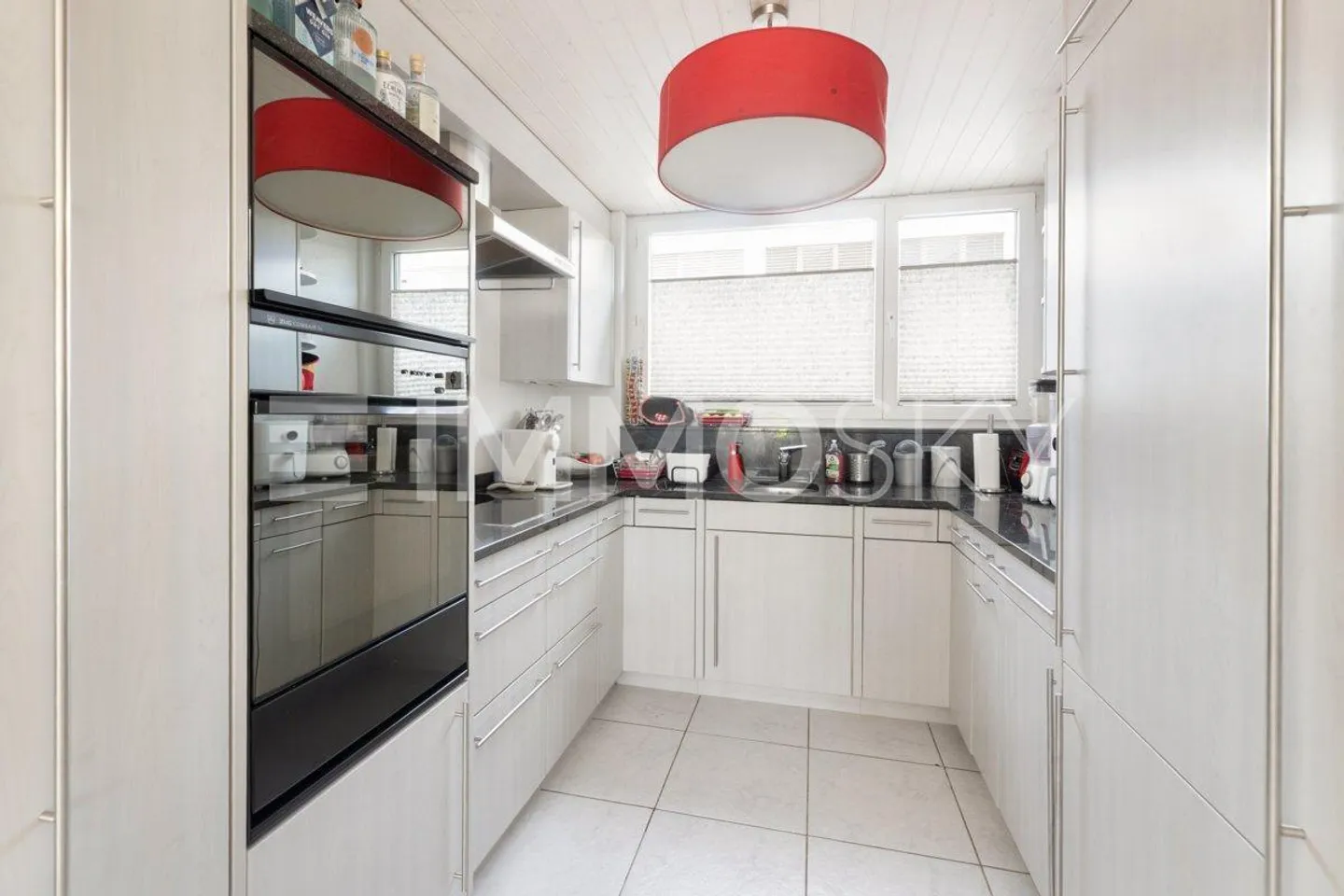 Lichtdurchflutet mit Garten - Foto 4 von 5