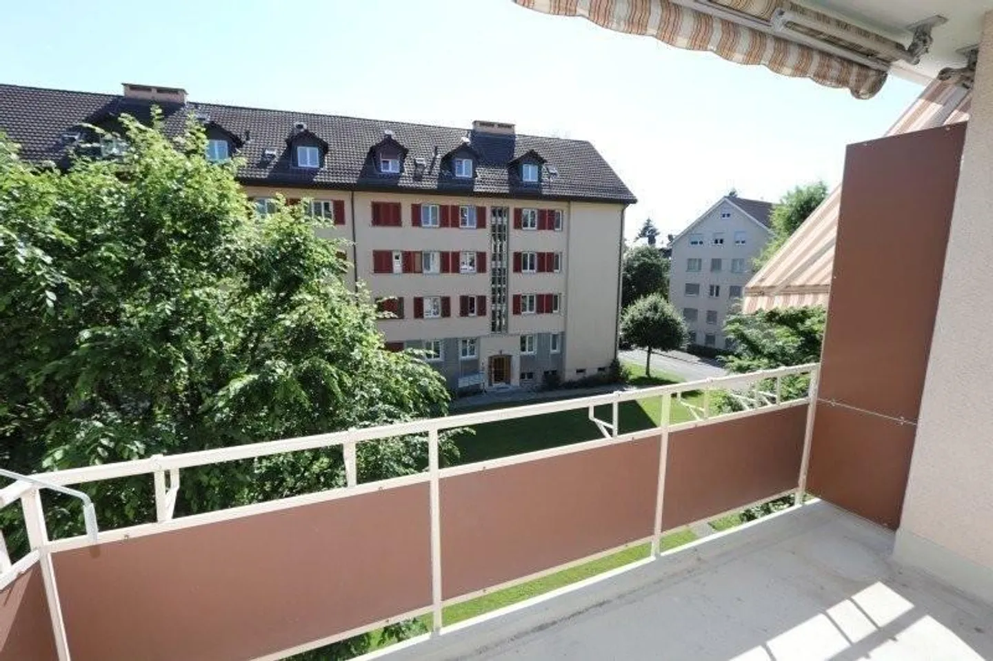 Wohnung mit Cheminée - Foto 7 von 8