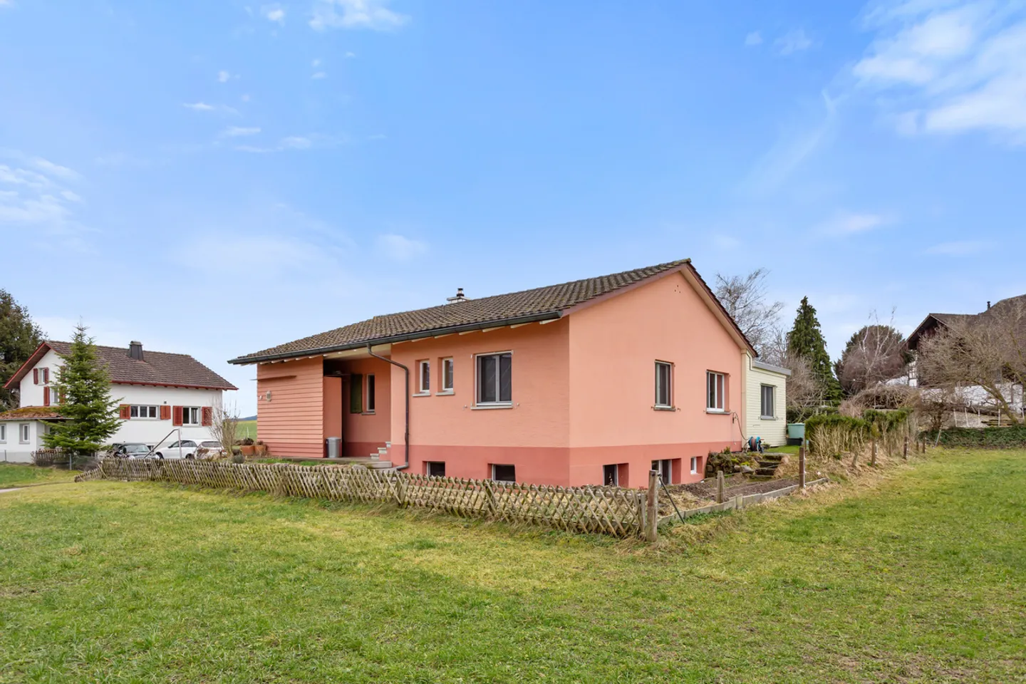 Living with character, comfort, and a sense of nature - Photo 1 of 7