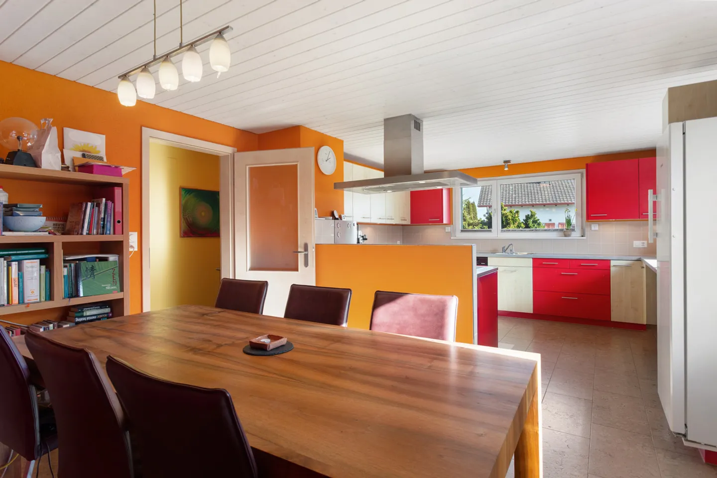 Living with character, comfort, and a sense of nature - Photo 4 of 7