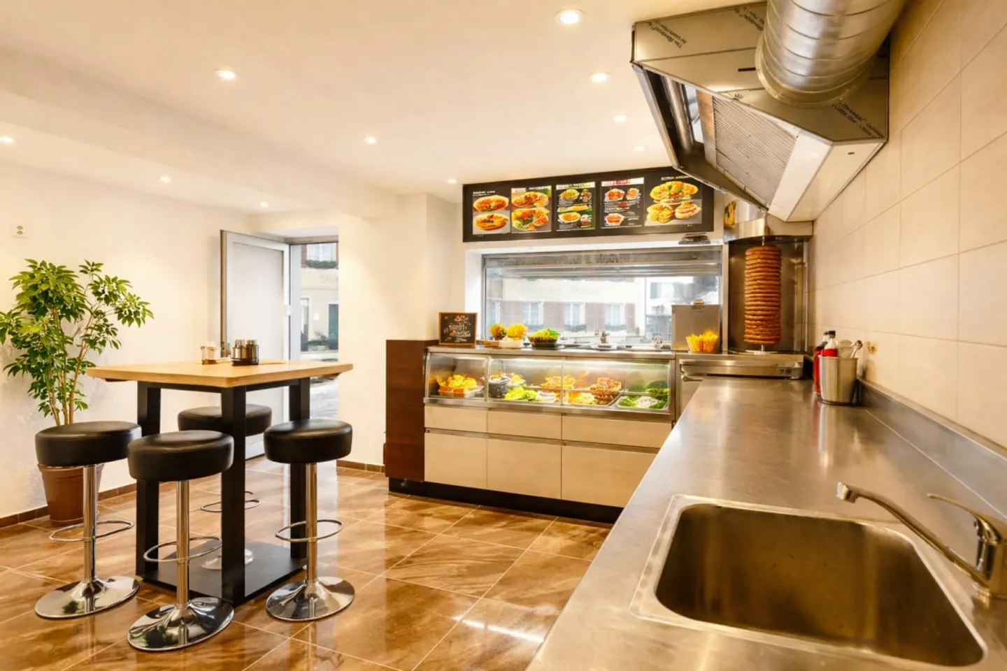 Spazio commerciale versatile - Foto 2 di 8