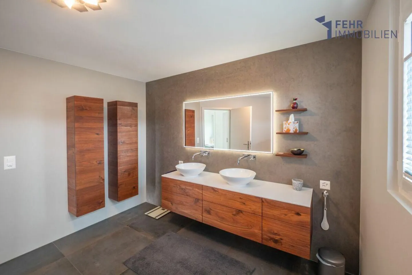 Charmantes freistehendes Einfamilienhaus - Foto 9 von 13