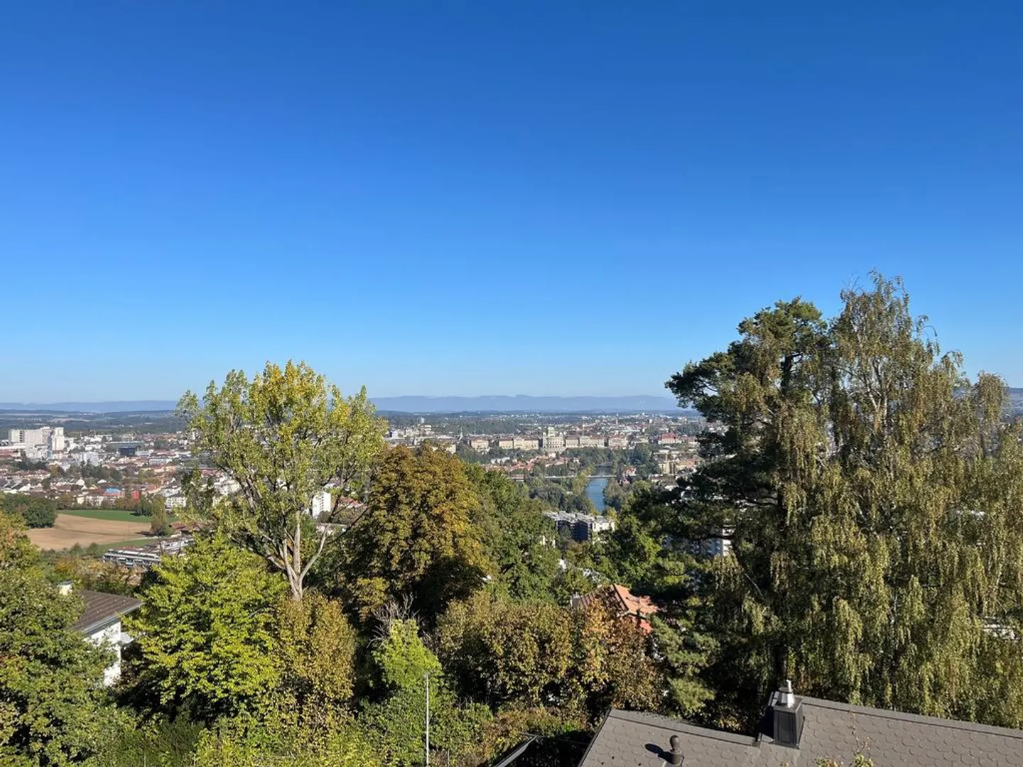 Geräumige Wohnung mit herrlichem Blick - Foto 9 von 10