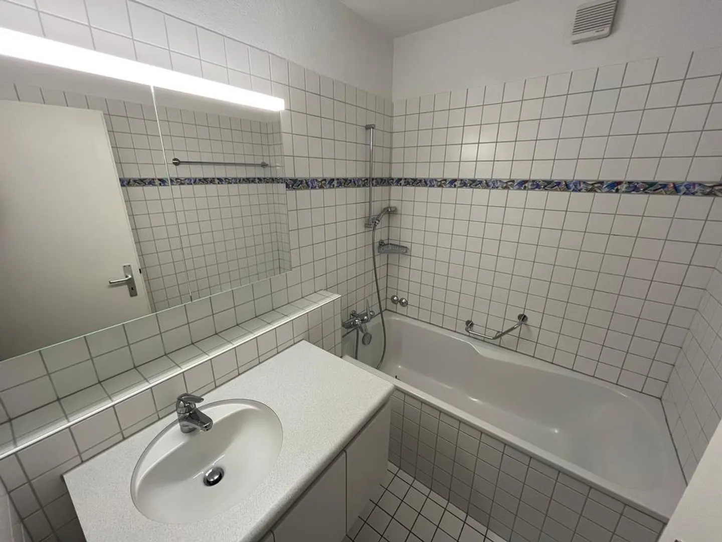 Geräumige Wohnung mit herrlichem Blick - Foto 7 von 10