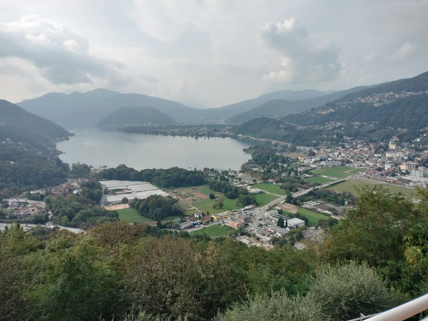 «5.5 Zimmer Villa» - Foto 1 di 2