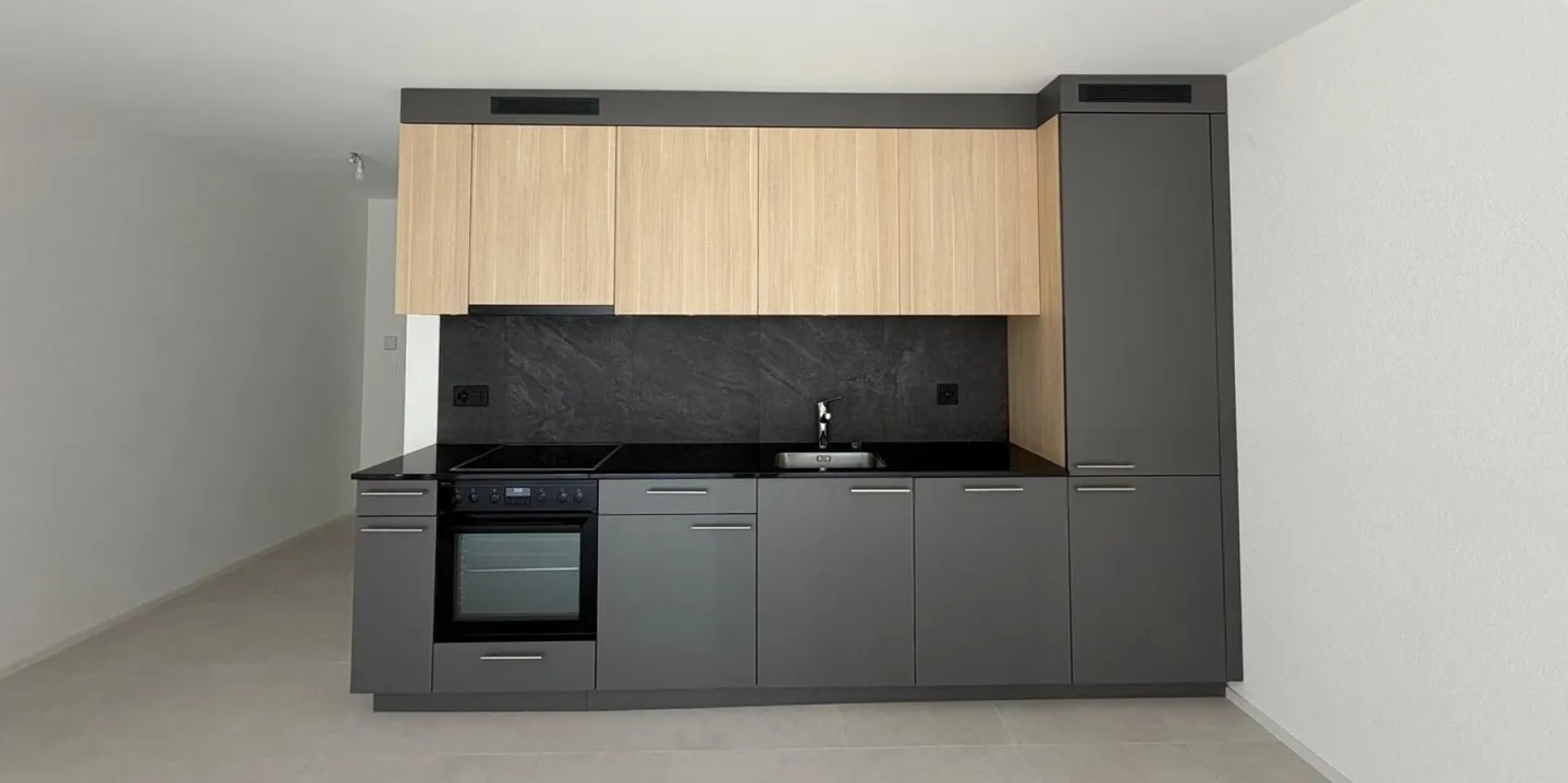Villeret, wunderschöne 2.5-Zimmer-Wohnung im 1. Stock mit Terrasse und Aufzug - Foto 3 von 6