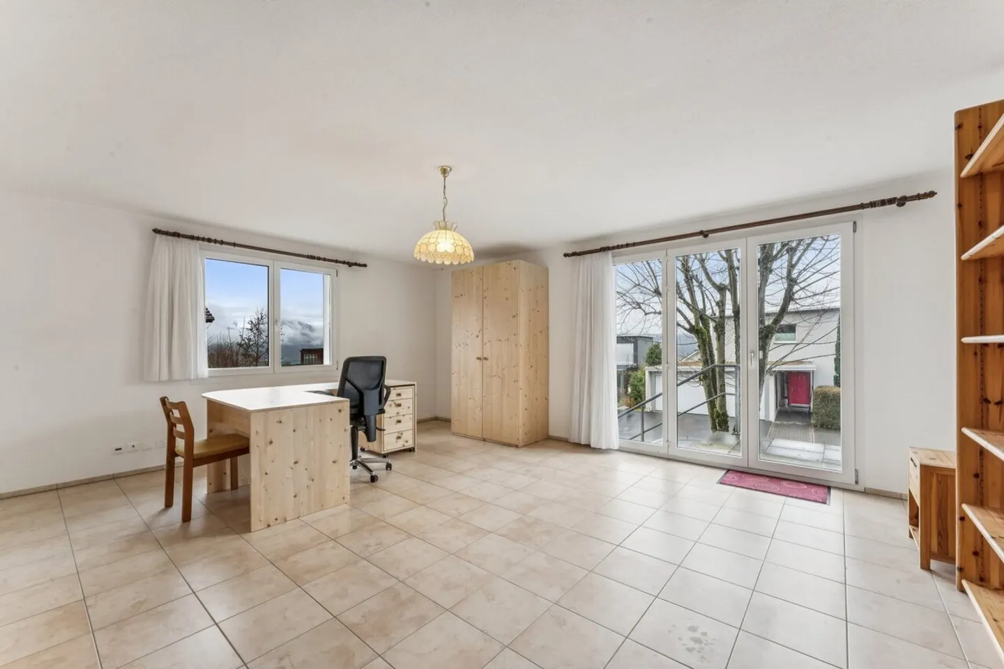 A place where you and your family will want to arrive and stay - Photo 7 of 13