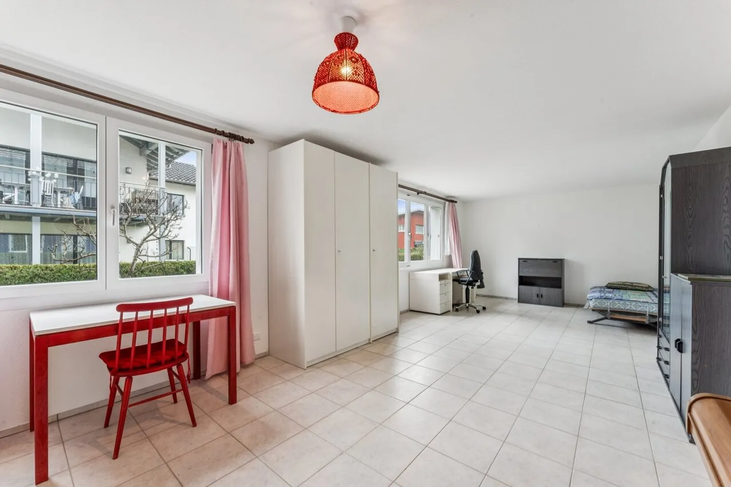 A place where you and your family will want to arrive and stay - Photo 8 of 13