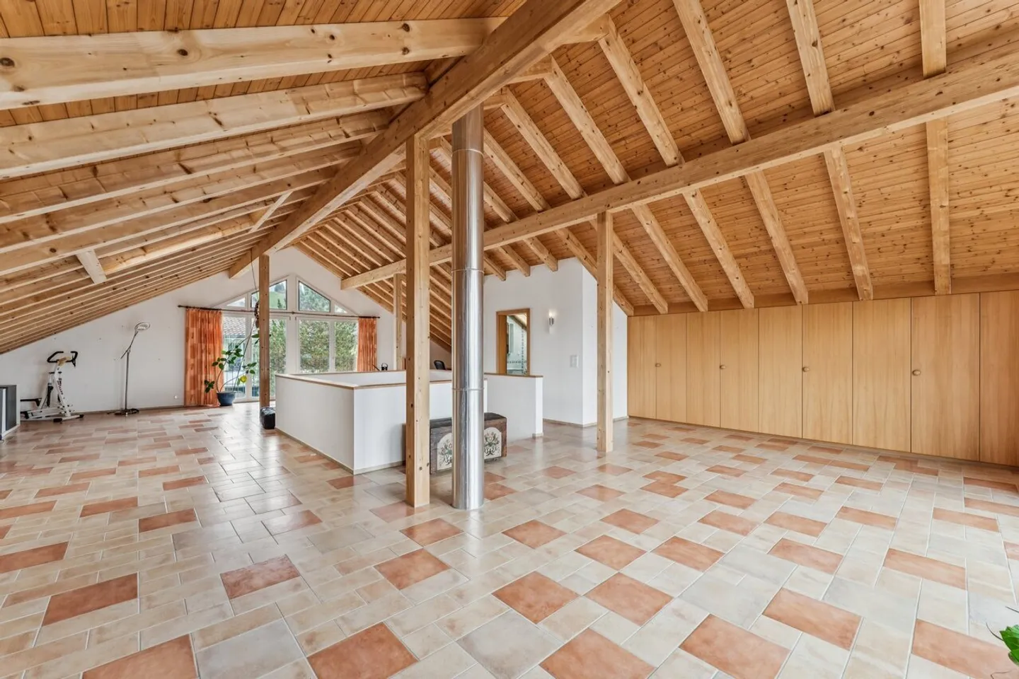 A place where you and your family will want to arrive and stay - Photo 9 of 13