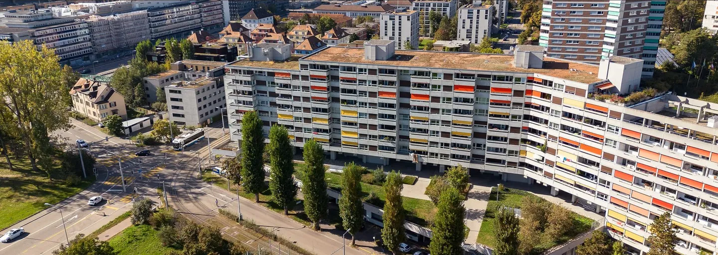 Modern Commercial Space in Zurich - Photo 1 of 5