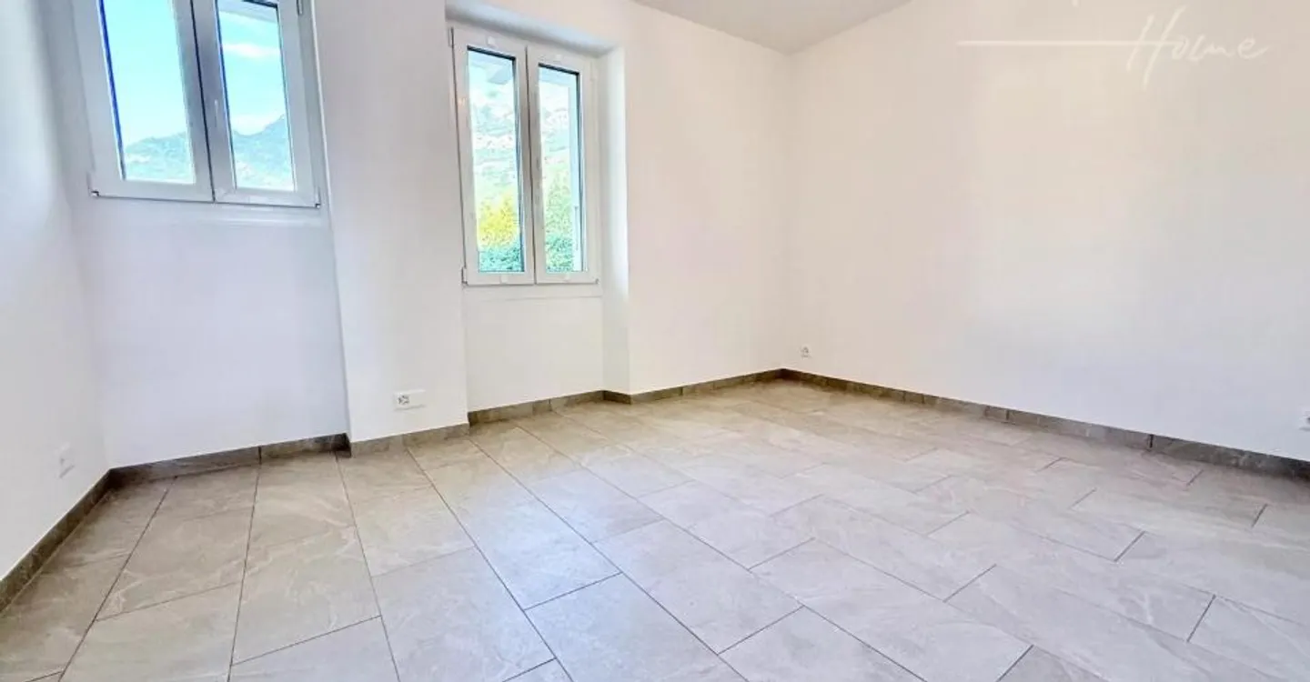 Appartement Rénové Charmant - Photo 1 sur 5