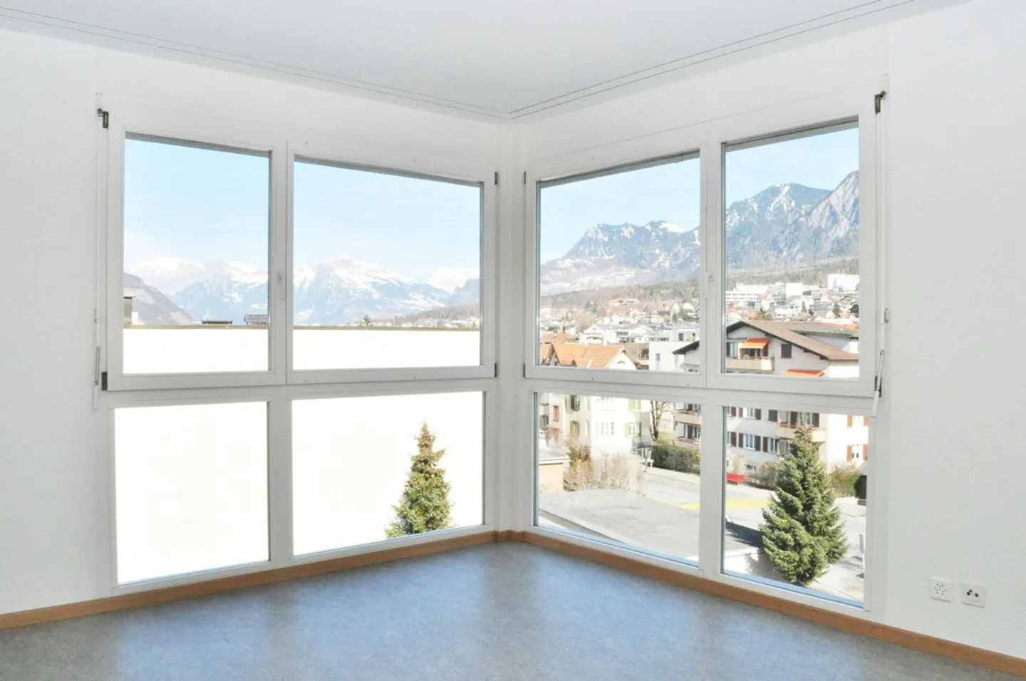 Sonnige Wohnung mit Gartenblick - Foto 6 von 6