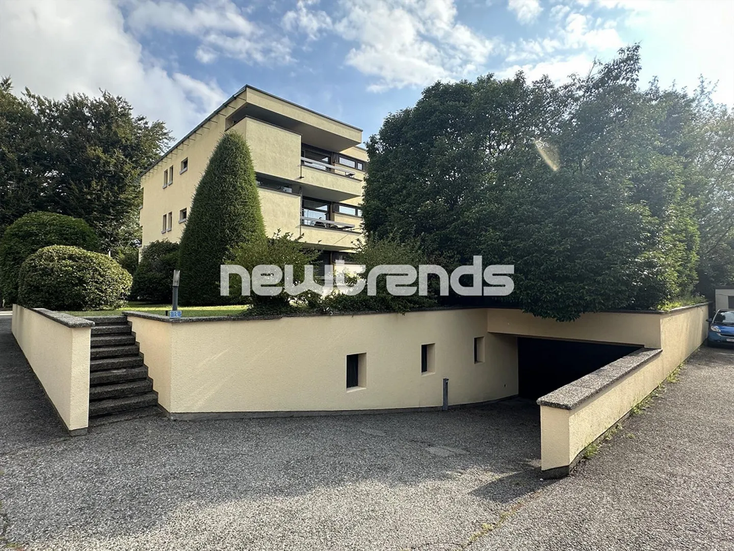 AFFITTASI ESCLUSIVO 3.5 LOCALI PORZA - Foto 1 di 26