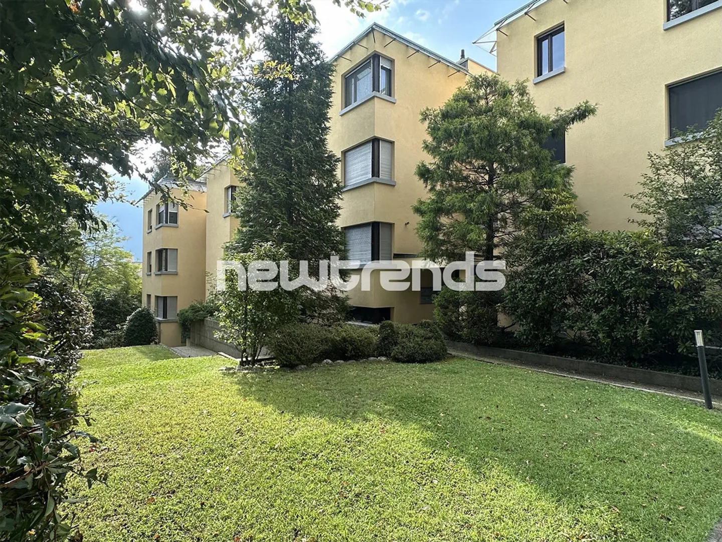 AFFITTASI ESCLUSIVO 3.5 LOCALI PORZA - Foto 2 di 26