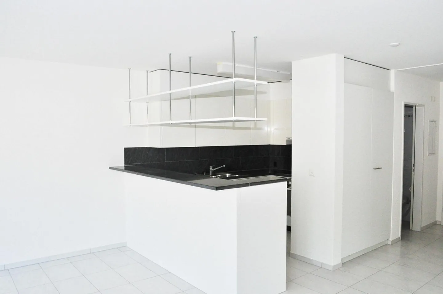 Sonnige Wohnung mit Gartenblick - Foto 3 von 6