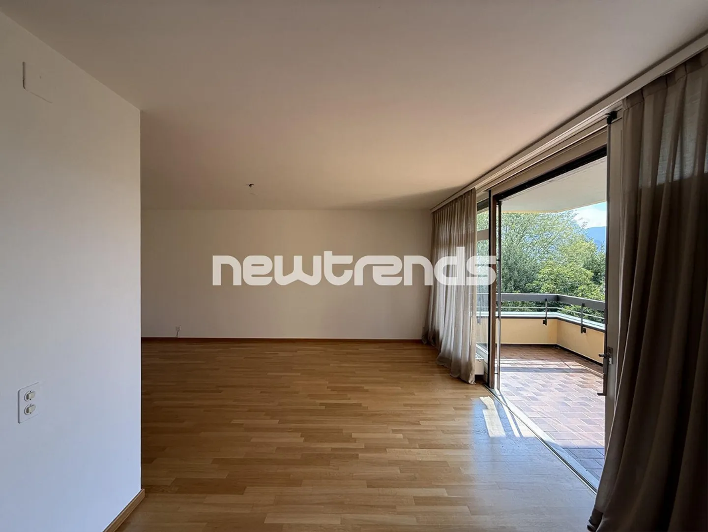 AFFITTASI ESCLUSIVO 3.5 LOCALI PORZA - Foto 7 di 26
