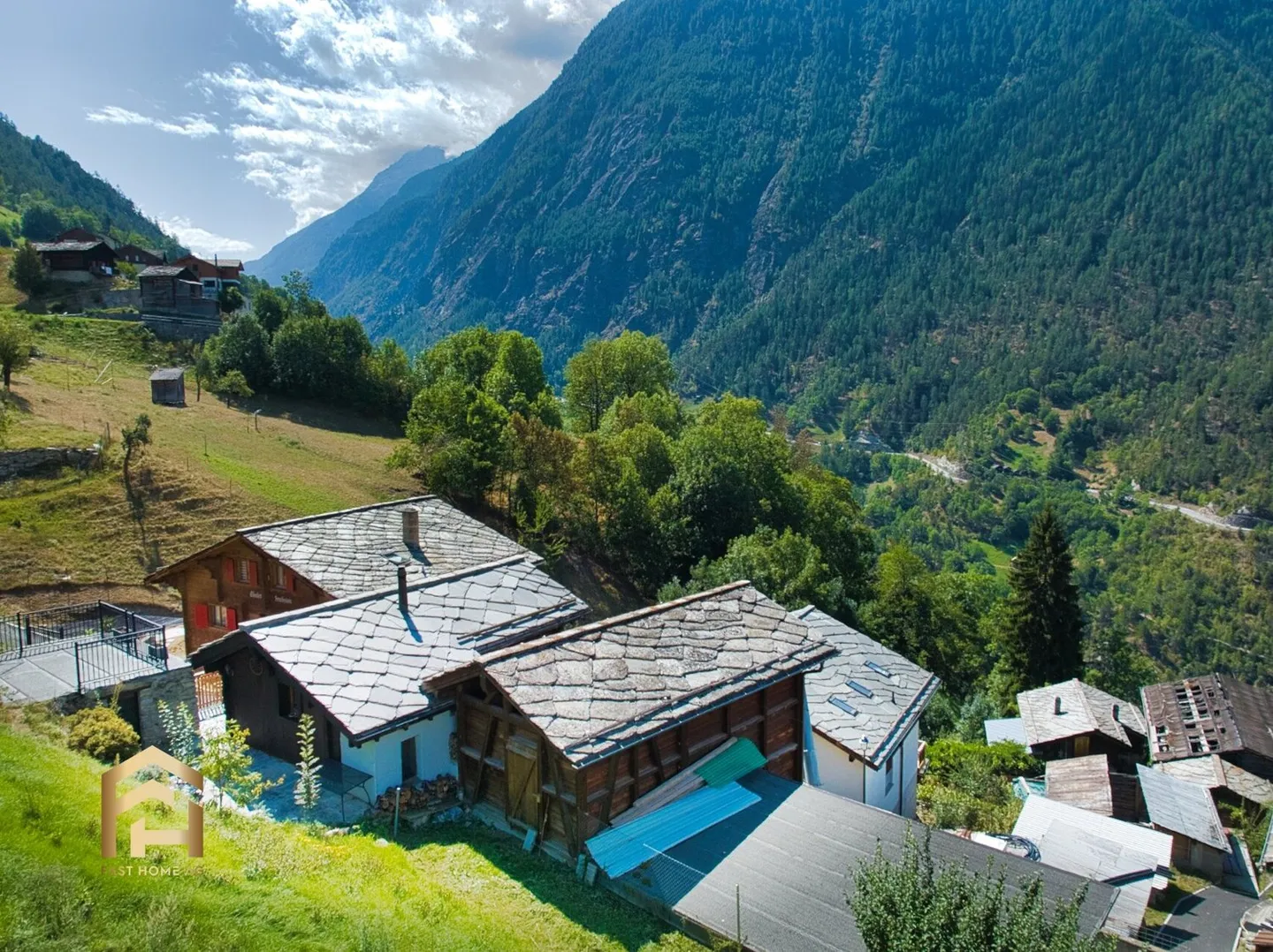 Grange Charmante avec Potentiel Polyvalent et Belle Vue - Photo 4 sur 9