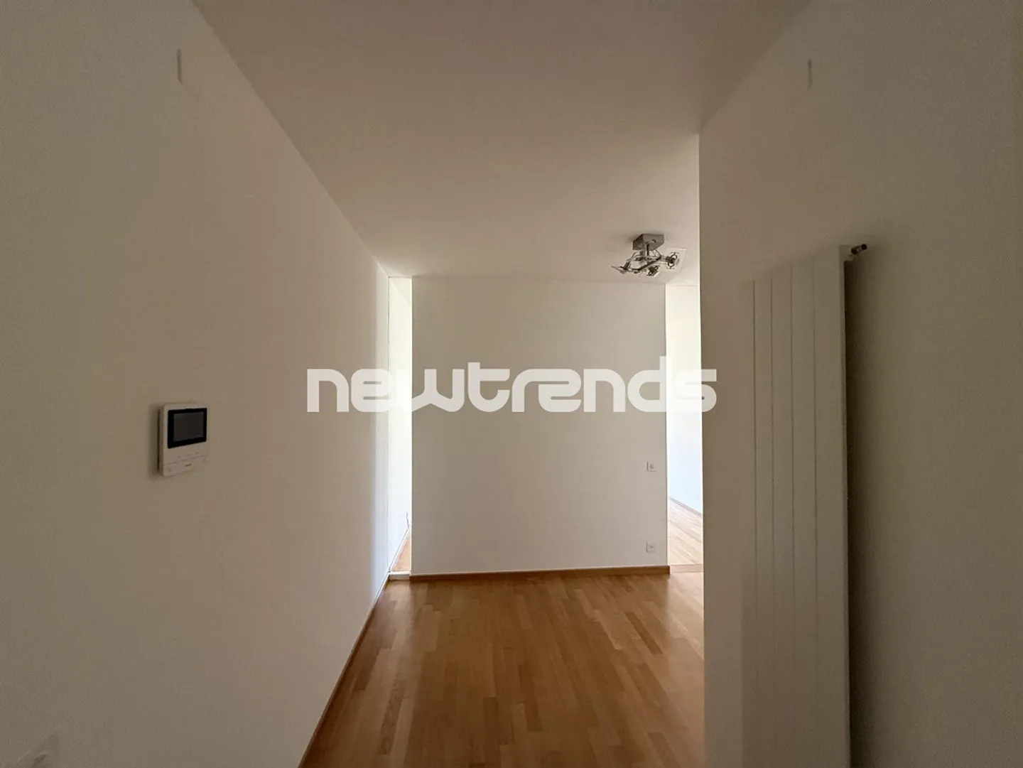 AFFITTASI ESCLUSIVO 3.5 LOCALI PORZA - Foto 8 di 26