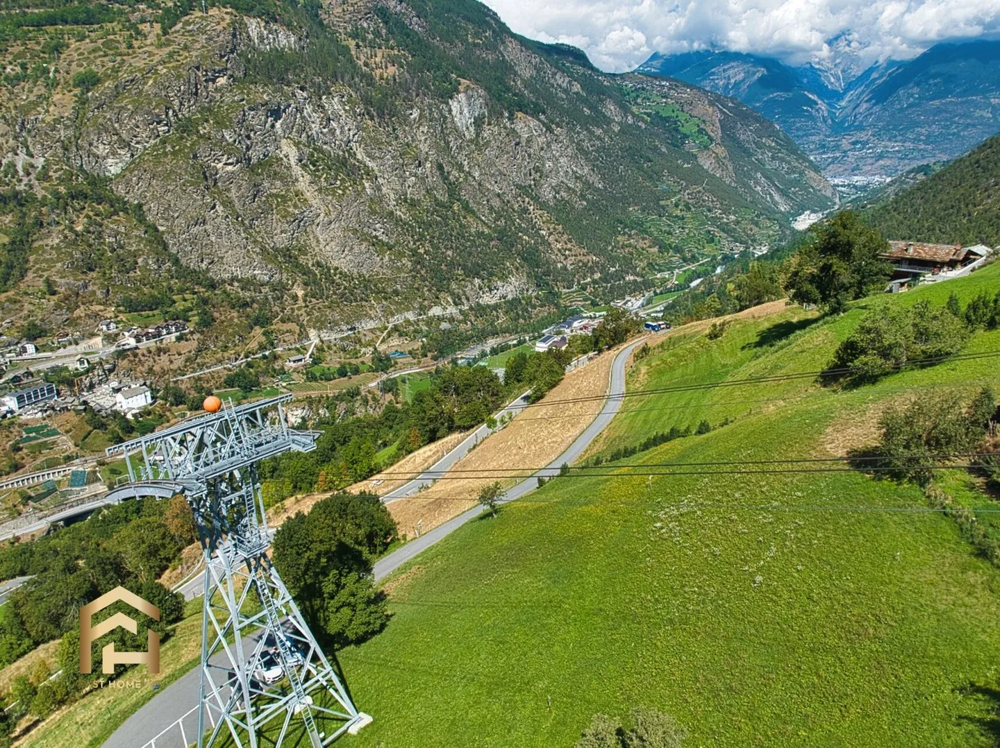 Grange Charmante avec Potentiel Polyvalent et Belle Vue - Photo 8 sur 9